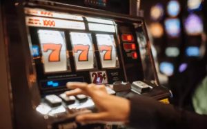 Online slot tournament with billions in prizes